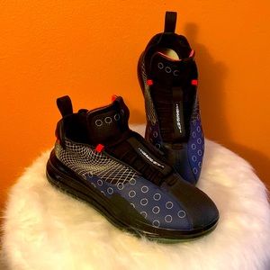 When your husband’s shoe collection is better than yours…Nike Air Max 720 Waves